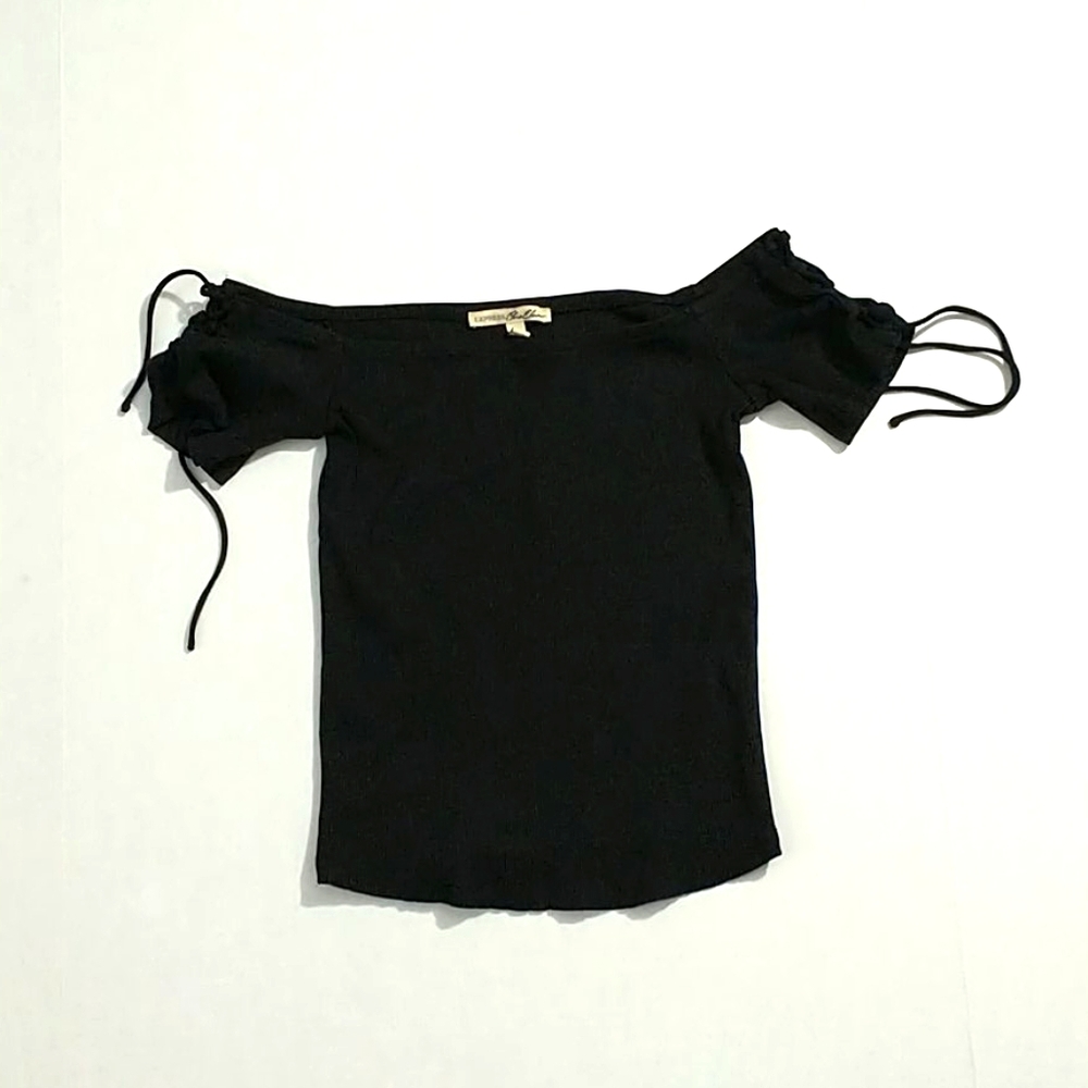 Black crop top